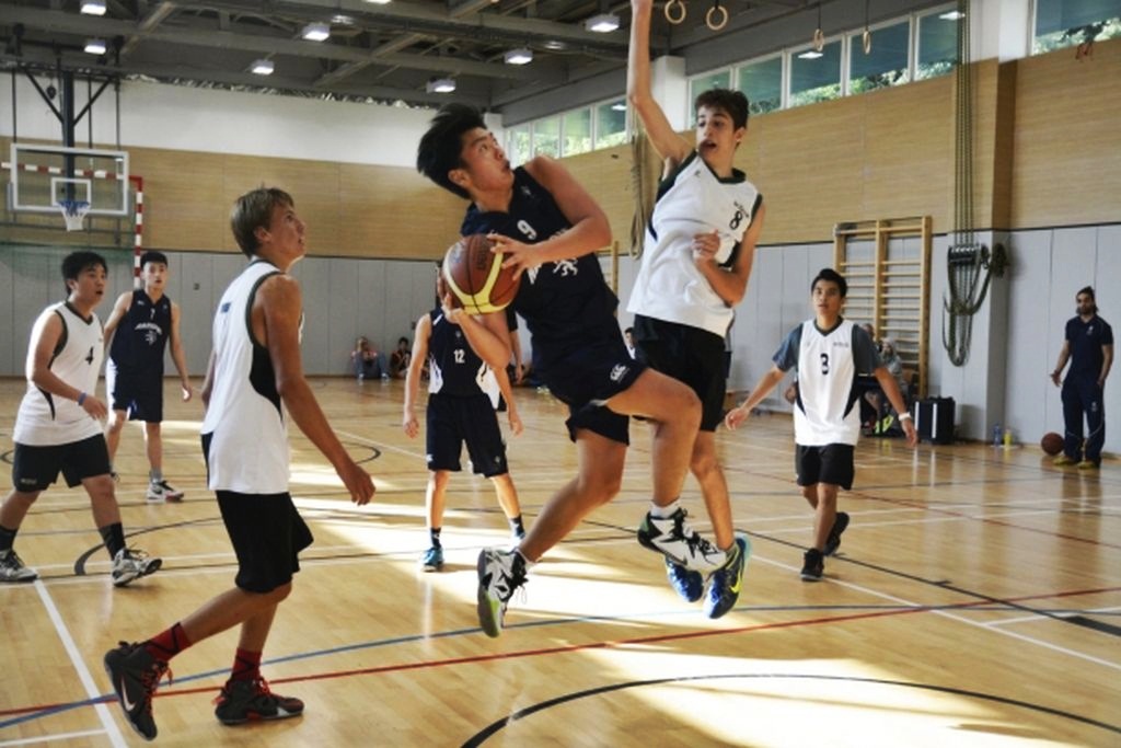 Neighborhood and Karachi book semifinal berth in 3rd Essa Lab